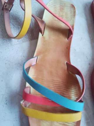 Sandalias de cuero multicolor