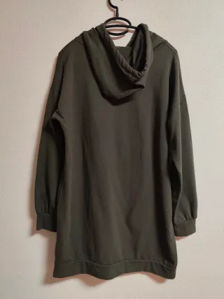 Vestido de chica talla M amplia.