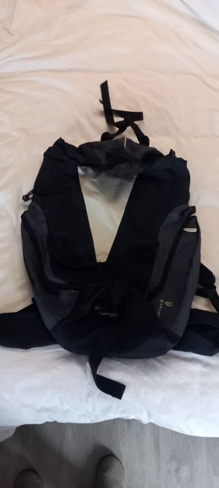 Mochila Quechua Diosaz 40L Gris/Negra