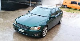 Lexus IS 2000