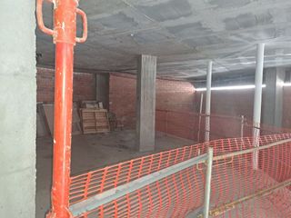 Local comercial en venta en La Plana en Esplugues de Llobregat