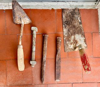 Conjunto de herramientas de albañilería