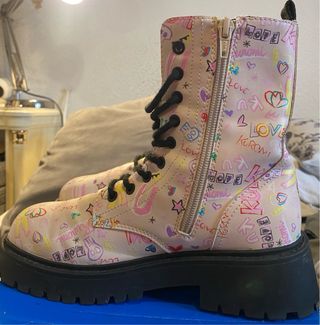 Botas Zara Kuromi Multicolor