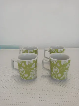 4 Tazas Mini Porcelana Flores Verdes