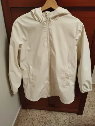 Chubasquero blanco con capucha niña talla 14 años