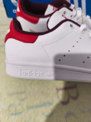 Zapatillas Adidas Stan Smith Blancas y Rojas