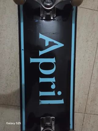 Tabla de Skate marca april original
