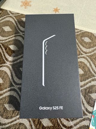 Samsung Galaxy S25 FE