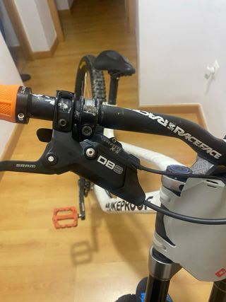 Bici Nukeproof Dissent MTB DH 2022