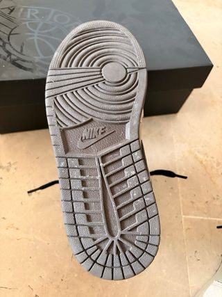 Jordan Beige/Marrón Zapatillas Talla 40