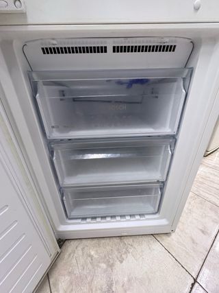 Frigorífico Bosch combi No Frost class A+++