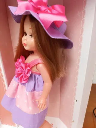 Nancy " vestido y pamela"