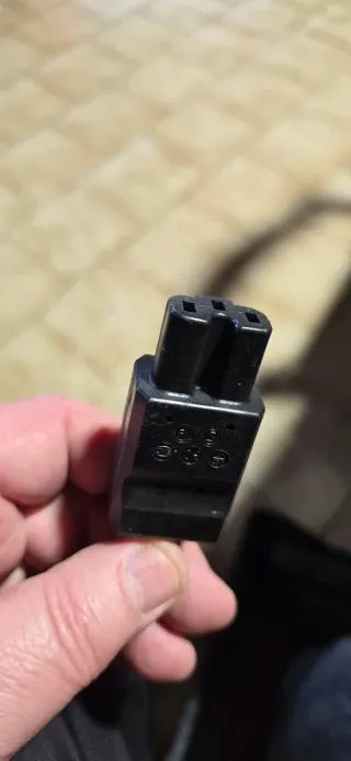 32 prese, connettori spina IEC 3 poli femmina