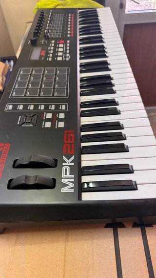AKAI MPK261 Teclado Controlador MIDI