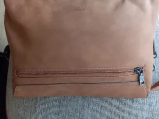Bolso Misako marrón con tachuelas