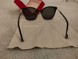 Gafas de sol Carolina Herrera negras