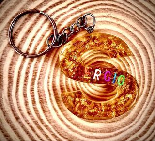 Llaveros en resina personalizados