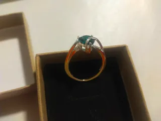 Anillo Plata Ley Esmeralda y Circonitas