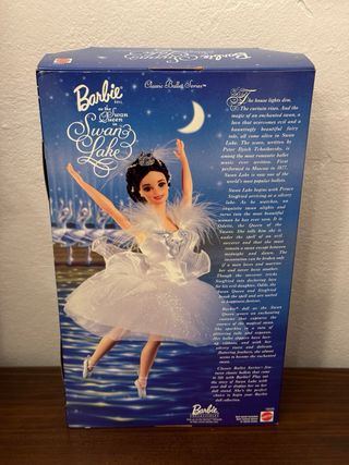 Barbie come la regina dei cigni Il Lago dei Cigni