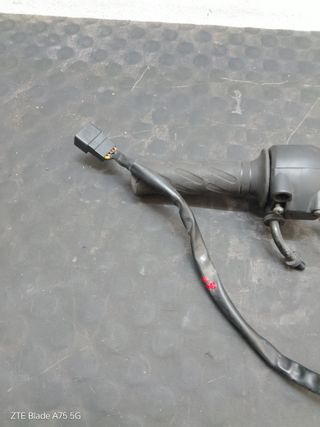 Commutatore destro Suzuki SV 650 con manopola