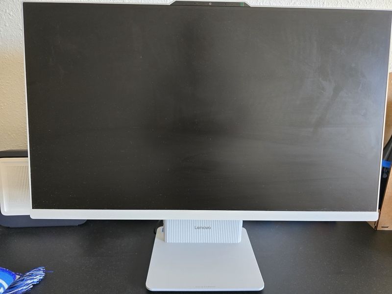 Lenovo IdeaCentre AIO Gen 9 27 i7 afbeelding 2