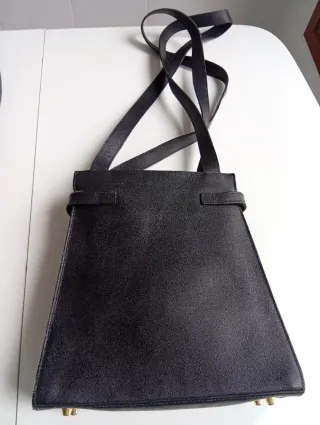 Bolso piel negro El Corte Inglés Leo Bastida