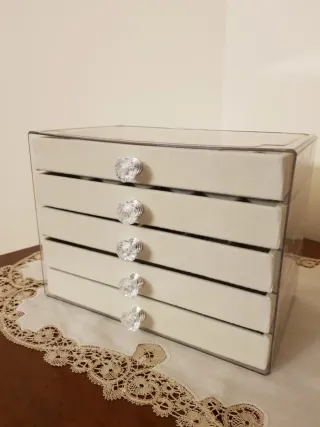 Portagioie beige 5 cassetti