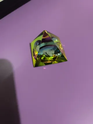 PIRÁMIDE DEL AMOR Corazón Cristal