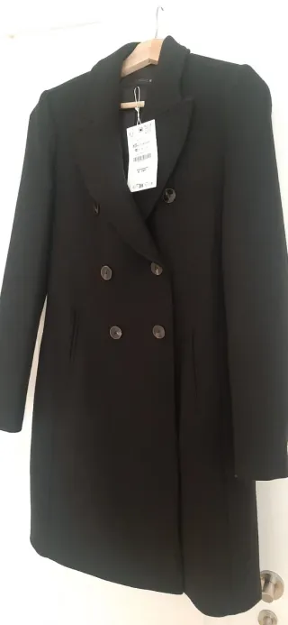 Abrigo Zara Negro Doble Botonadura