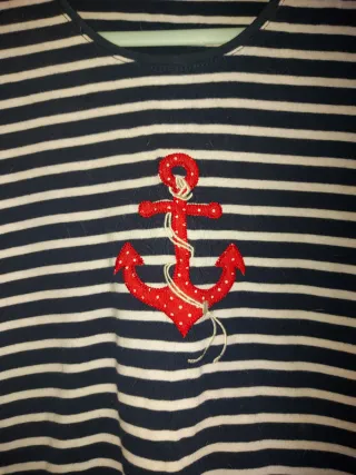 Conjunto Camiseta Rayas y Falda Cuadros