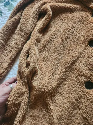 Chaqueta de peluche marrón