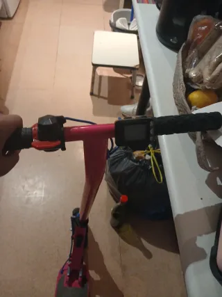 Patinete Eléctrico Rosa