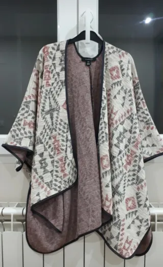 Capa de punto étnica otoño