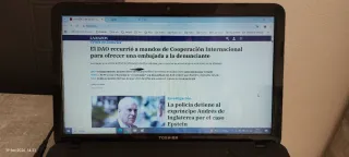 Ordenador Portátil Toshiba Negro y Rojo