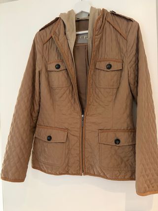 Chaqueta Adolfo Dominguez acolchada