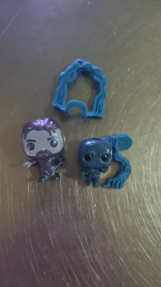 Figuras Kinder Joy Stranger Things