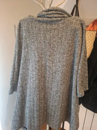 Casaca de punto gris y negra talla XL