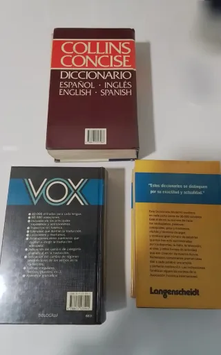 Lote de 3 diccionarios de inglés, alemán y francés