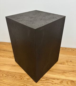 Mesa auxiliar metal Zara Home