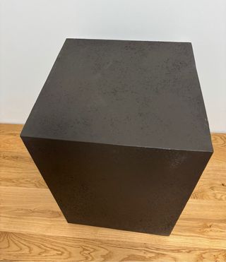 Mesa auxiliar metal Zara Home