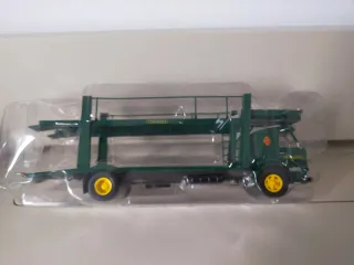 Pegaso 1060L Tradisa Porta Coches 1/43