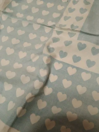 Manta infantil corazones