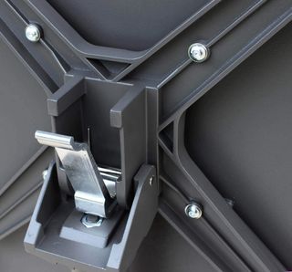 Tavolo da Esterno Multifunzione in Acciaio 70x70cm