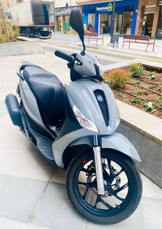 Piaggio Medley S ABS Gris/Negro