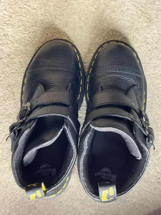 Botas Dr. Martens Devon Flowers Negras