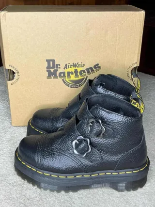 Botas Dr. Martens Devon Flowers Negras