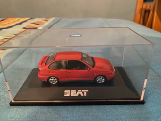 Seat Cordoba 1:43