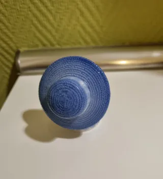 Cajita joyero con forma de sombrero