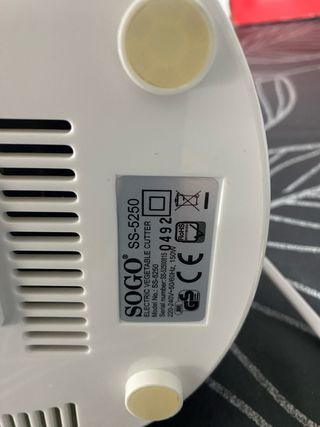 Rayador eléctrico SOGO con accesorios