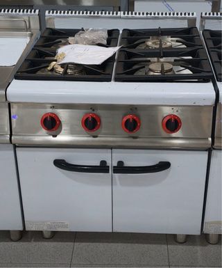 Cocina 4 fuegos con mueble